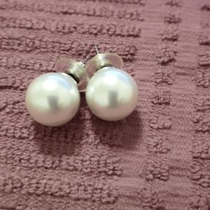 Big faux Pearl Earrings